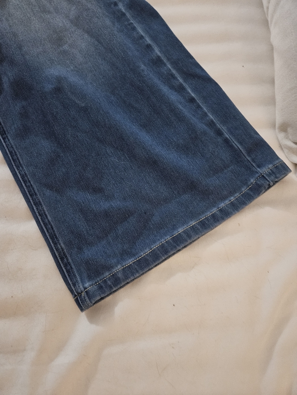 NWT Wide-Leg Halara Jeans - Picture 4 of 9